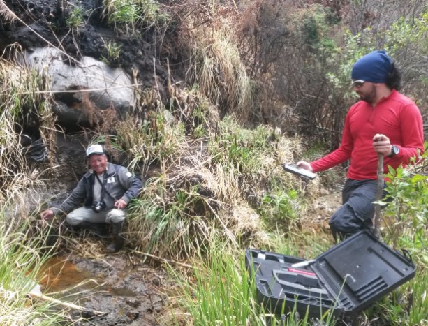 Medición de fuentes termales en Cayambe y Otavalo