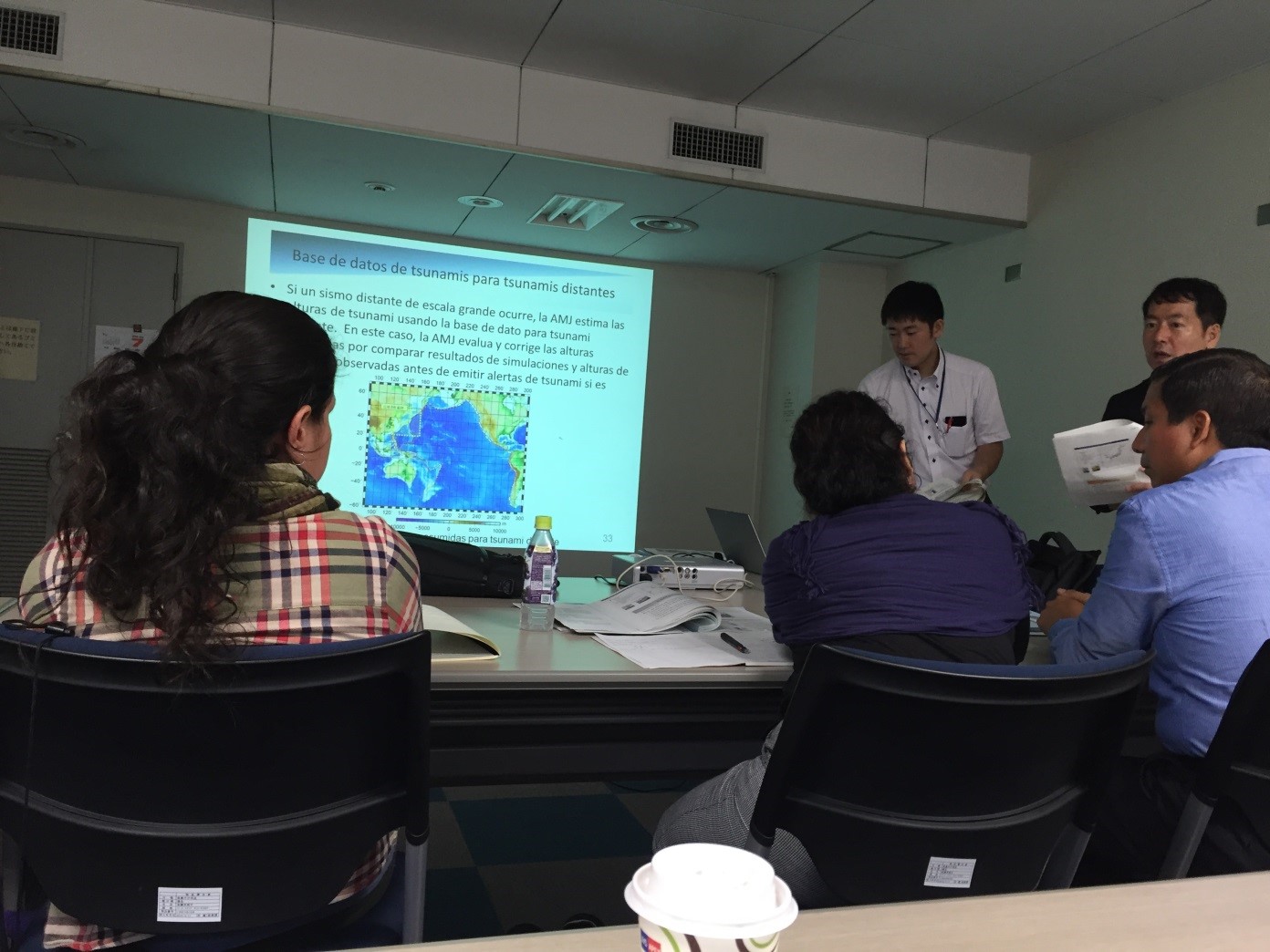 Entrenamiento y Capacitación en el Monitoreo, Detección y Alerta Temprana de Tsunamis llevado a cabo en Japón por Técnicos del IG-EPN