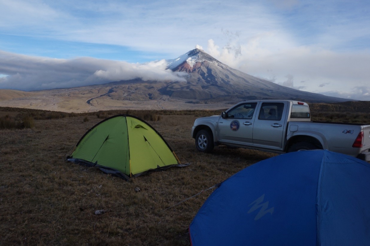 Monitoreo térmico y visual en el volcán Cotopaxi